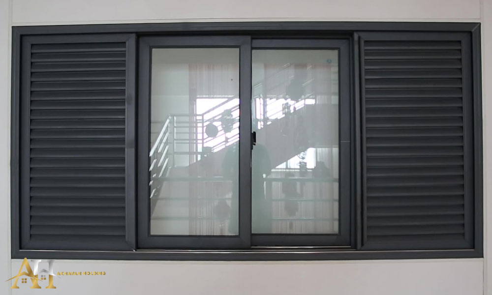 پنجره‌های UPVC مشکی 